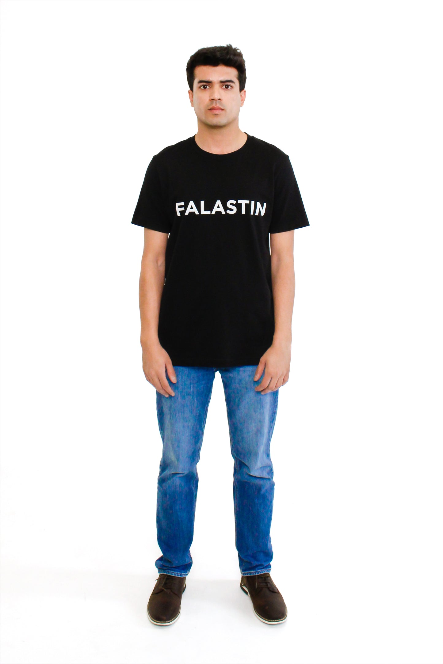 FALASTIN BLACK ORIGINAL TEE MODEL FRONT MEN